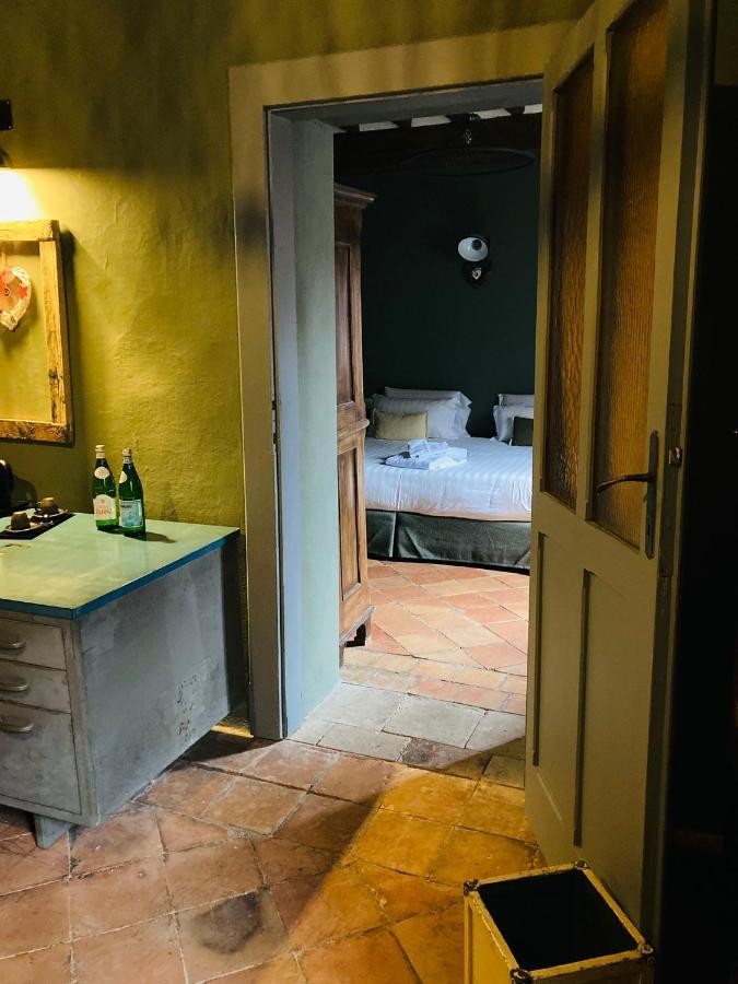 La Locanda Di Grazzano Visconti Luaran gambar